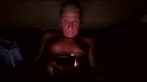 stefy1037 online show from May 13, 3:37 am