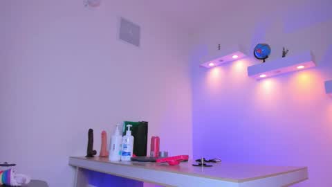 Snapshot of stefy_bratz chatting on March 11, 5:02 am Stefany Bratz online show from March 11, 5:02 am