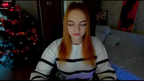 Snapshot of stella__cox chatting on January 5, 6:24 am Stella  Cox online show from January 5, 6:24 am