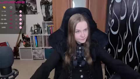 Snapshot of stella_and_carol chatting on February 1, 3:43 pm Diana online show from February 1, 3:43 pm