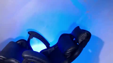 Snapshot of stella_bigload69 chatting on February 27, 3:06 am stella_bigload69 online show from February 27, 3:06 am