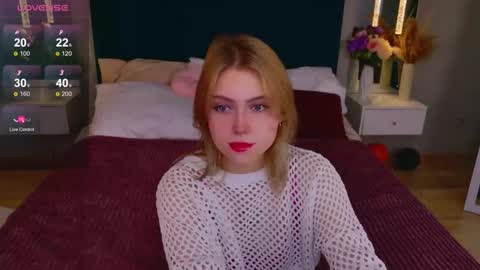 Stella 3 online show from November 8, 5:18 am