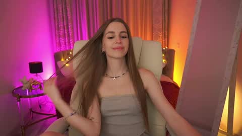 Snapshot of stellahoneywell chatting on May 3, 8:15 pm stellahoneywell online show from May 3, 8:15 pm