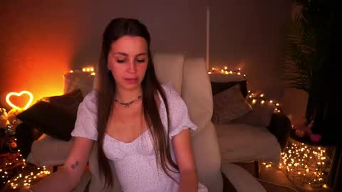 Snapshot of stellahoneywell chatting on May 11, 1:17 pm stellahoneywell online show from May 11, 1:17 pm
