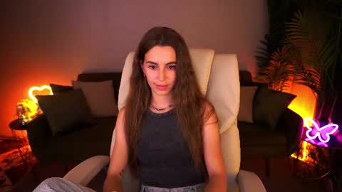 Snapshot of stellahoneywell chatting on June 25, 1:15 pm stellahoneywell online show from June 25, 1:15 pm
