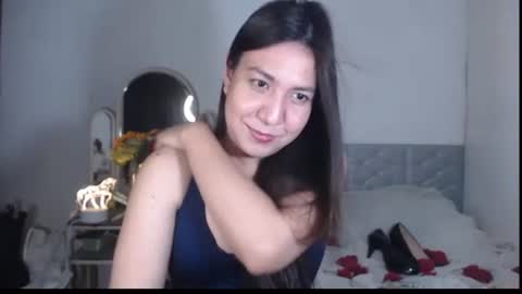 Snapshot of stellahugets chatting on October 5, 12:53 am Stella online show from October 5, 12:53 am