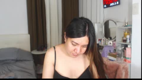 Snapshot of stellahugets chatting on June 17, 4:52 pm Stella online show from June 17, 4:52 pm