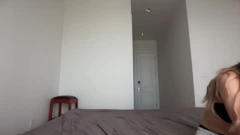 Snapshot of stellapearl chatting on September 11, 4:07 pm stellapearl online show from September 11, 4:07 pm