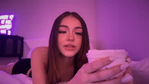 Snapshot of stellapearl chatting on September 27, 8:47 pm stellapearl online show from September 27, 8:47 pm