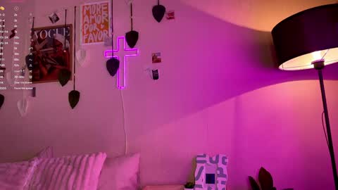 Alexia online show from April 28, 7:24 am