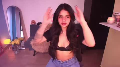 Snapshot of stellartois_ chatting on August 6, 9:39 pm sara instagram sariishalove online show from August 6, 9:39 pm