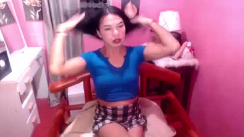 Snapshot of stellaxtemptationx chatting on December 10, 7:47 am Stella sweet online show from December 10, 7:47 am