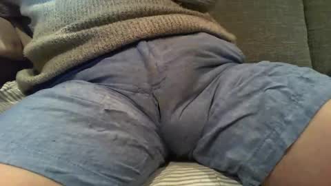 Snapshot of stemee chatting on February 5, 8:57 pm marriedsecretcrotchwatcher online show from February 5, 8:57 pm