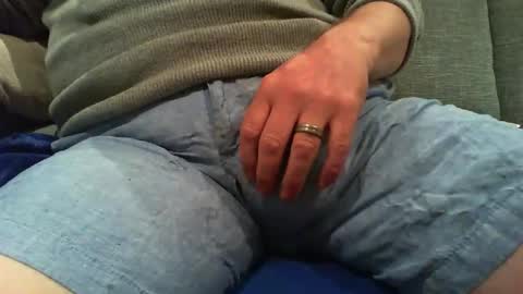 Snapshot of stemee chatting on October 30, 9:04 pm marriedsecretcrotchwatcher online show from October 30, 9:04 pm