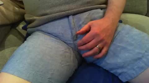 Snapshot of stemee chatting on February 1, 4:38 pm marriedsecretcrotchwatcher online show from February 1, 4:38 pm