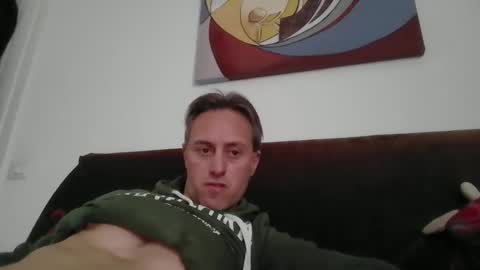 sten015 online show from March 12, 1:06 pm