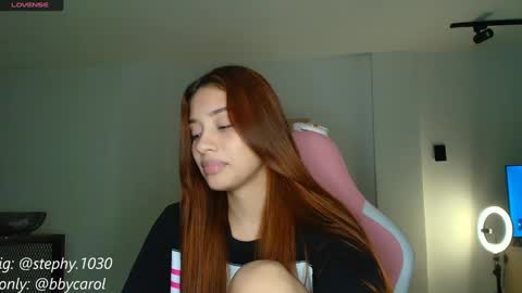 Snapshot of steph_y1030 chatting on January 10, 1:32 am stephany online show from January 10, 1:32 am