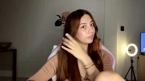 Snapshot of steph_y1030 chatting on January 18, 3:31 am stephany online show from January 18, 3:31 am