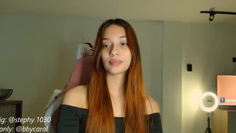 Snapshot of steph_y1030 chatting on January 30, 3:44 am stephany online show from January 30, 3:44 am