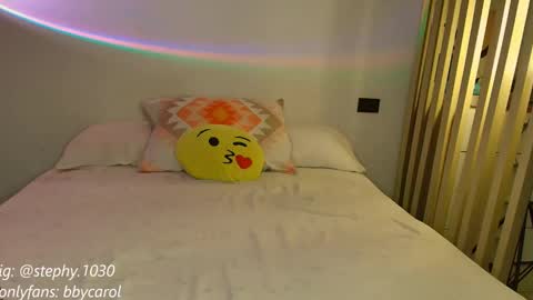 Snapshot of steph_y1030 chatting on September 27, 3:22 am stephany online show from September 27, 3:22 am