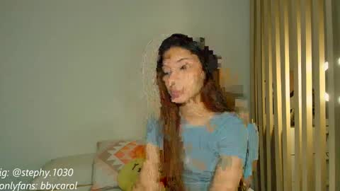 Snapshot of steph_y1030 chatting on October 5, 5:06 am stephany online show from October 5, 5:06 am