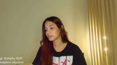 Snapshot of steph_y1030 chatting on April 10, 2:17 am stephany online show from April 10, 2:17 am