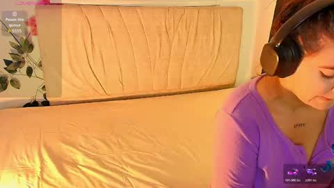 Emma online show from May 25, 2:50 am