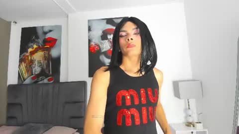 Snapshot of stephane_rousseau chatting on June 18, 4:02 am Stephane Rousseau online show from June 18, 4:02 am