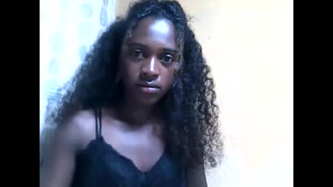 stephania12112343 online show from May 27, 1:46 am