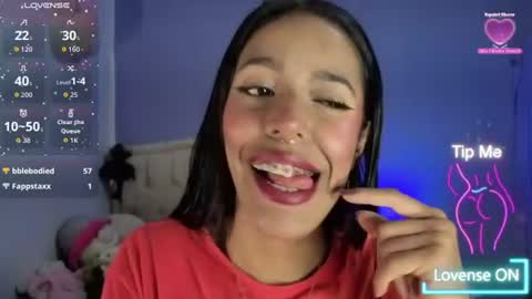 Snapshot of stephania_t chatting on July 28, 4:39 pm Stephania online show from July 28, 4:39 pm