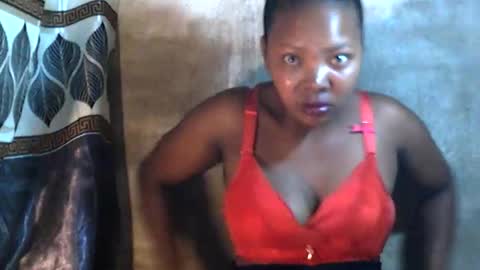 Snapshot of stephanie172 chatting on December 22, 2:19 am stephanie172 online show from December 22, 2:19 am