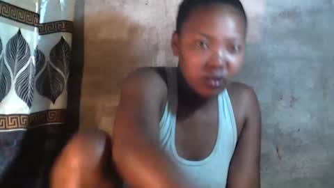 Snapshot of stephanie172 chatting on December 23, 2:31 am stephanie172 online show from December 23, 2:31 am