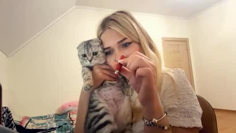 Steph online show from February 28, 1:56 pm