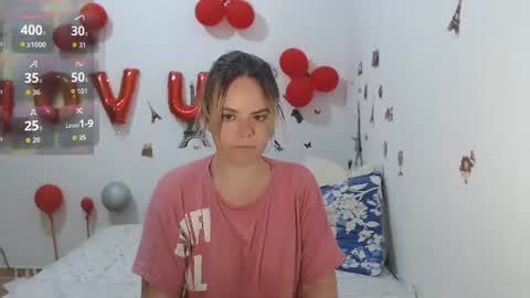 Stephanie   online show from June 30, 9:54 am