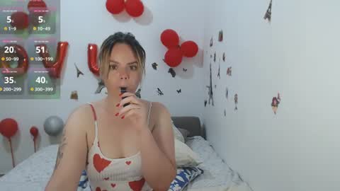 Stephanie   online show from July 1, 10:06 am