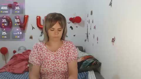 Stephanie   online show from July 20, 10:39 am