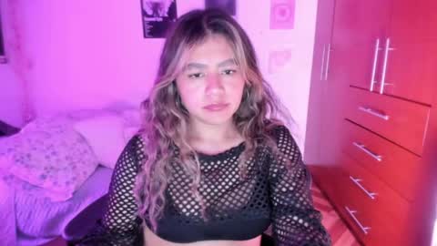 Stephanie  online show from April 26, 1:03 am