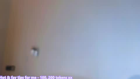 Stephany online show from April 27, 3:48 am