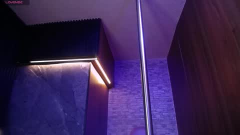 stephany_rodriguez_ online show from March 13, 12:23 pm