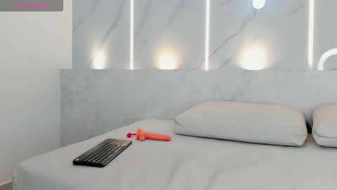 stephany_west online show from March 14, 11:37 am