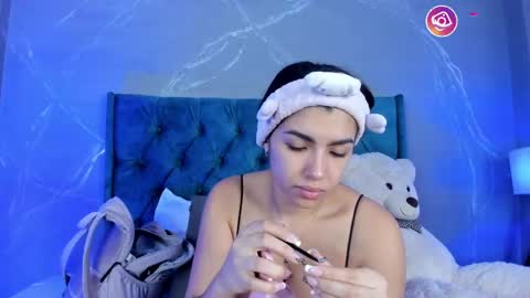 Stefanny online show from April 19, 2:00 am