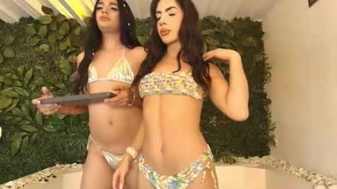 Snapshot of stephie01 chatting on July 18, 2:27 am estefania online show from July 18, 2:27 am