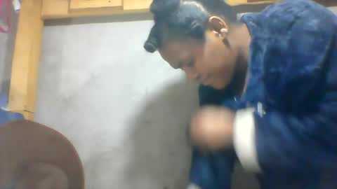 Snapshot of sterina0102 chatting on June 12, 8:08 pm sterina0102 online show from June 12, 8:08 pm