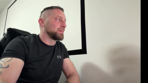 steve897819 online show from March 13, 4:24 pm