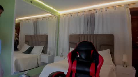 Steve Pervert online show from November 21, 2:54 am