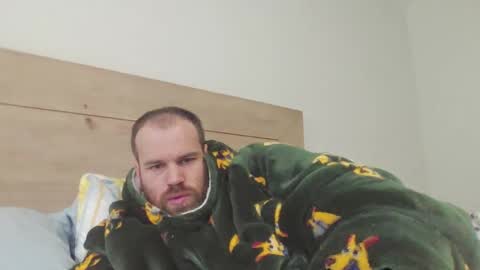 Snapshot of stevebrooks91 chatting on November 4, 10:09 pm Steven online show from November 4, 10:09 pm