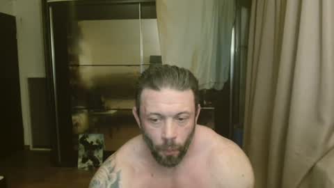 Snapshot of stevebulkzor chatting on June 16, 8:55 pm Steve Oakenshield son of John son of Vasyl online show from June 16, 8:55 pm