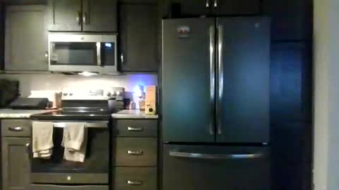 steved6001 online show from January 18, 1:42 am