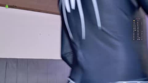 Stevenn online show from December 14, 6:56 pm