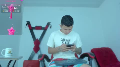 Steven online show from March 4, 11:16 am